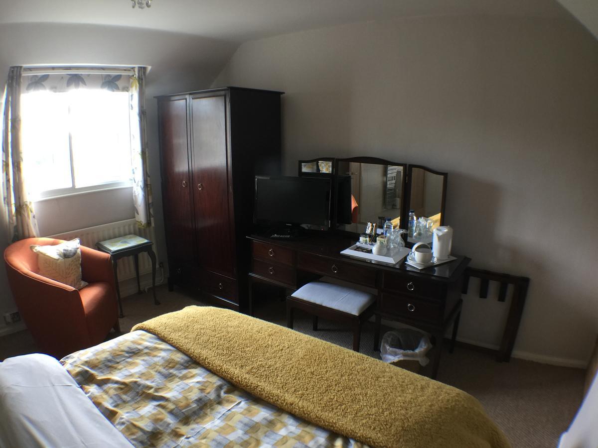 The Chestnuts Guest House Атерстен Екстер'єр фото